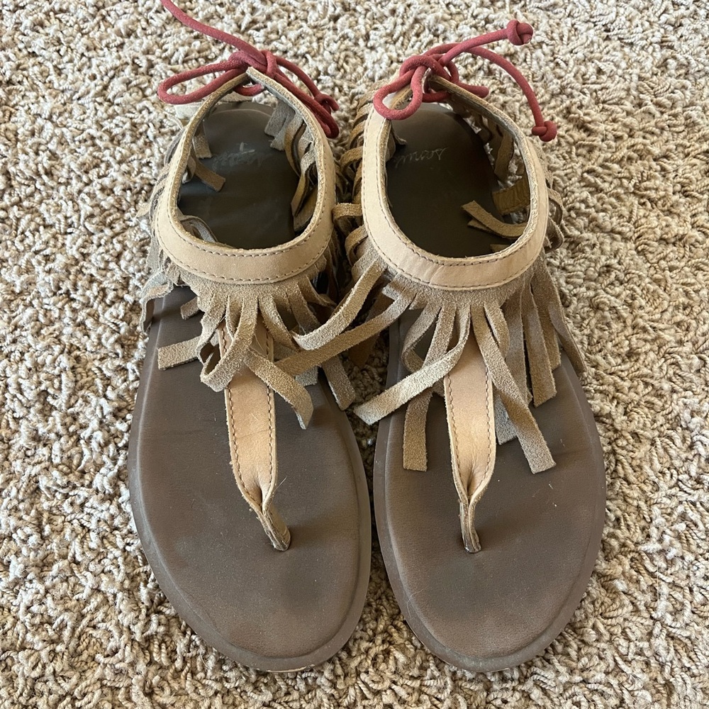 Sanuk Tan Fringe Sandals